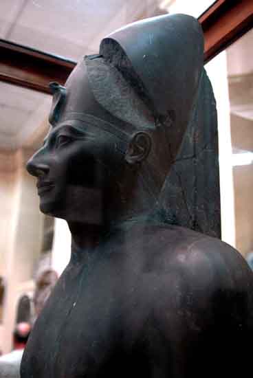 Click image for larger version

Name:	egpytian_museum_cairo_2082.jpg
Views:	1
Size:	10.1 KB
ID:	1302519