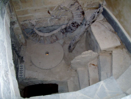 Click image for larger version

Name:	الطاحونة.jpg
Views:	1
Size:	51.6 KB
ID:	1353589