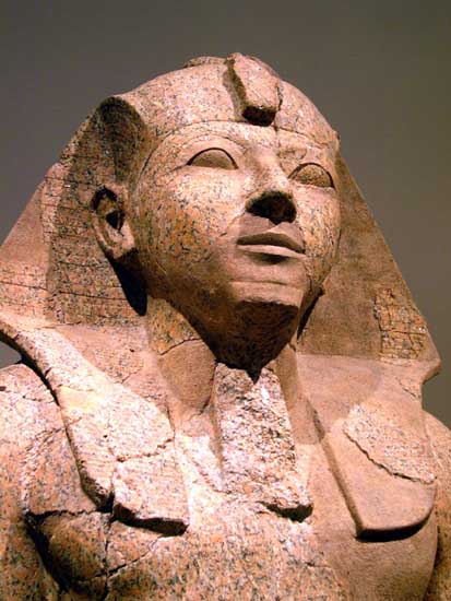 Click image for larger version

Name:	hatshepsut.jpg
Views:	1
Size:	40.5 KB
ID:	1360334