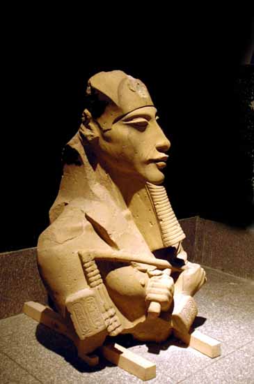 Click image for larger version

Name:	AKHENATEN 6.jpg
Views:	1
Size:	19.0 KB
ID:	1302558