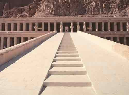 Click image for larger version

Name:	03egyptluxorhatshepsuttqr5.jpg
Views:	1
Size:	11.2 KB
ID:	1305100