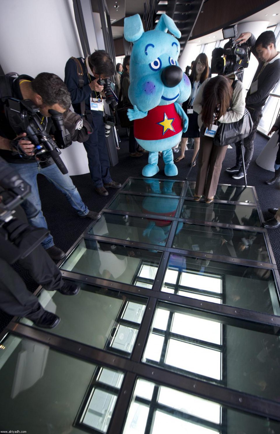 Click image for larger version

Name:	041ai8.jpg
Views:	1
Size:	214.0 KB
ID:	1364787