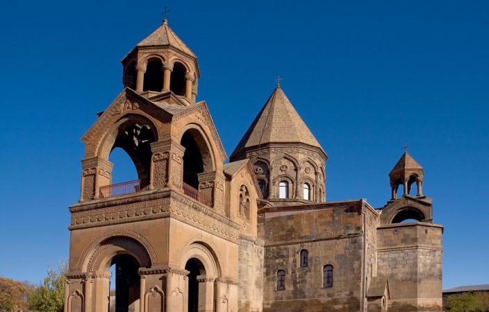 Click image for larger version

Name:	St. Echmiadzin.jpg
Views:	1
Size:	76.3 KB
ID:	1368875